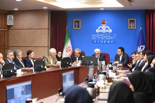 مراسم تكریم و معارفه رؤسای روابط عمومی و پژوهش و فناوری اطلاعات شركت ملی پخش فرآورده‌های نفتی برگزار شد